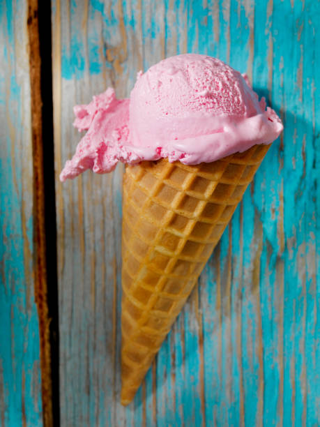 istock Strawberry Ice Cream in a Waffle Cone 859370984