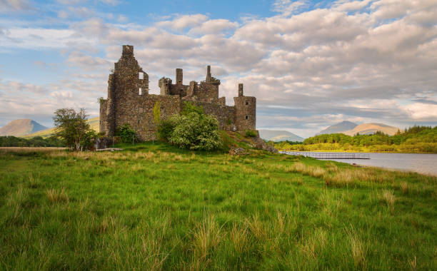 istock Ruins of a stone castle Kilchurn 859372986