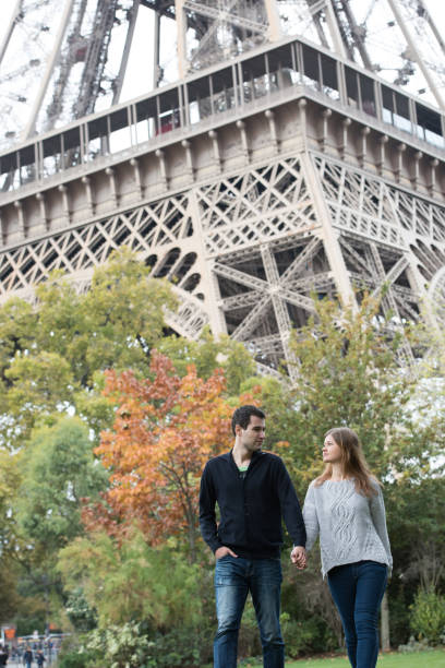istock young couple in Paris 859397198