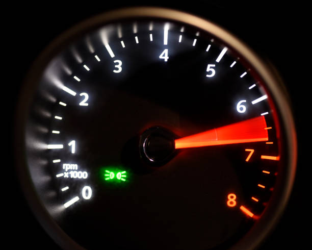 speedmetr samochodowy - speedometer hyphen number speed zdjęcia i obrazy z banku zdj�ęć