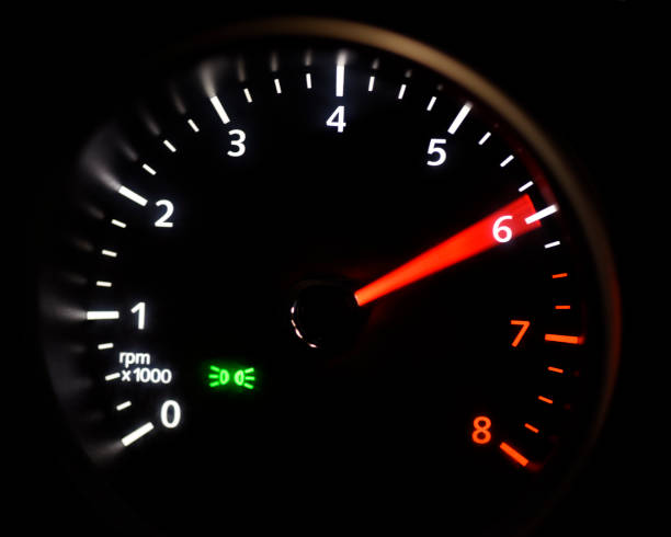 speedmeter samochodu - speedometer hyphen number speed zdjęcia i obrazy z banku zdjęć