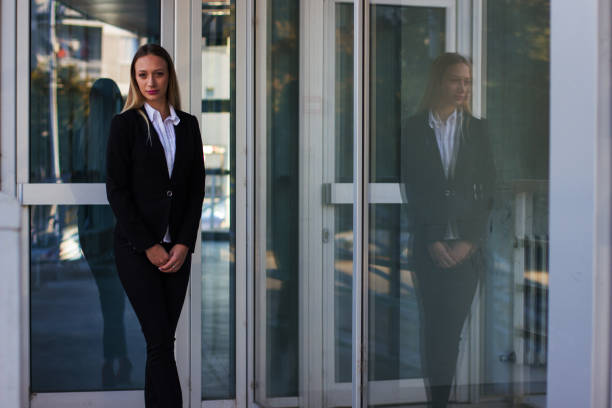 istock Business woman 859431090