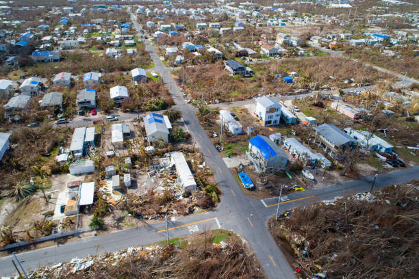 플로리다 키 태풍 irma에 파괴 하는 주택의 조감도 - hurricane florida 뉴스 사진 이미지