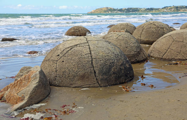 istock Cracked Moeraki Boulders 859475820
