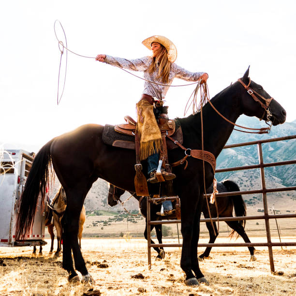 istock Roping Cowgirl 859475852