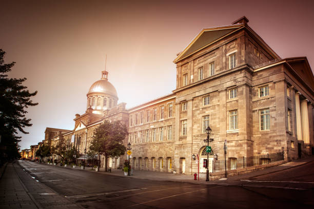 istock Old Montreal - St. Paul Street 859535946