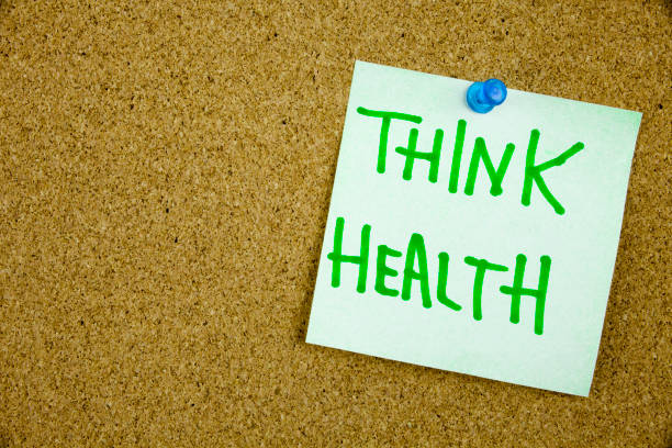 istock Memo note on Sticky note Think Health, think of your Helath 859575886