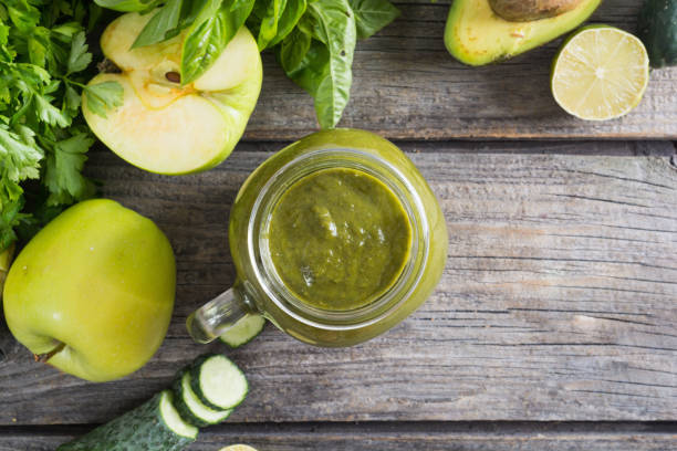 istock Green detox smoothie 859589832