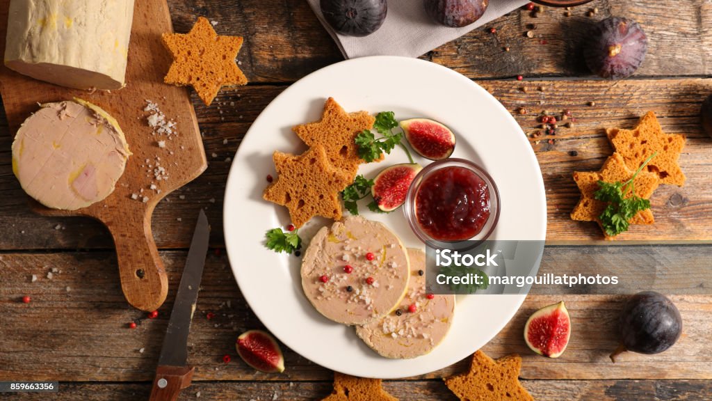 foie gras et gâteau de pain d’épice - Photo de Foie gras libre de droits