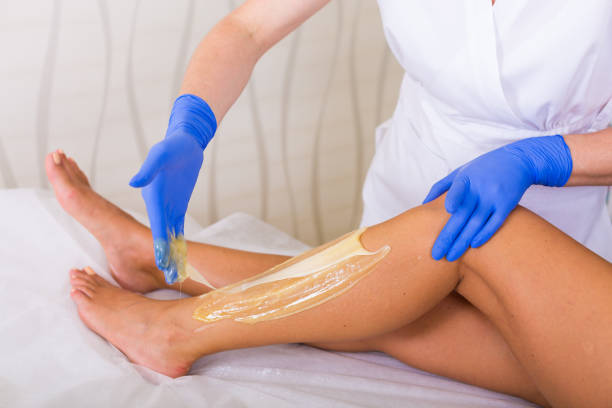 istock Woman cosmetologist in a spa salon 859677442