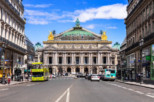 casa de ópera de parís - ópera (opera garnier). parís, francia - opera house opera stage theater european culture fotografías e imágenes de stock