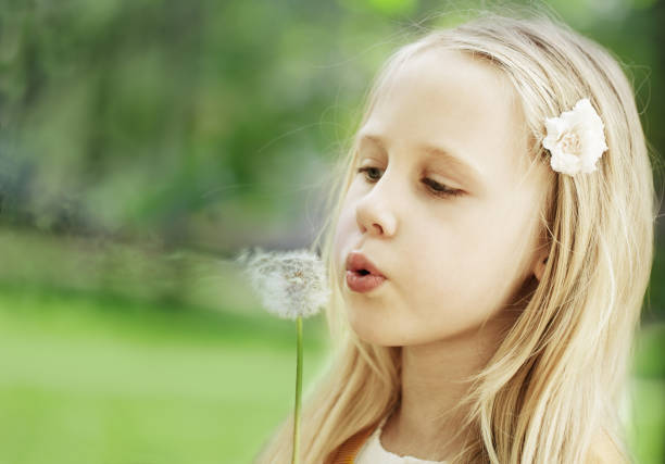 istock Little girl in summer 859751720