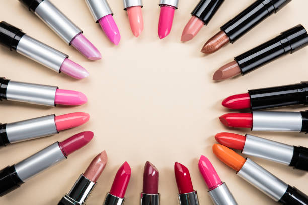 istock Various Colorful Lipstick Arranged In A Circle 859829998