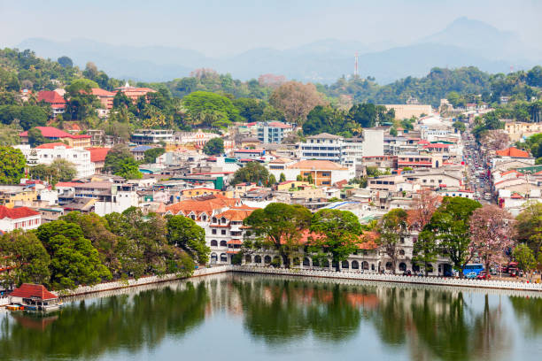 istock Kandy Lake and city 859867942