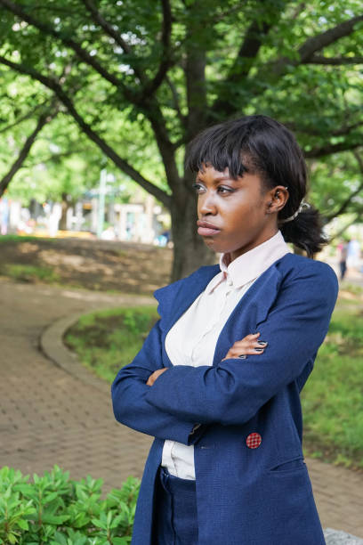 istock angry african woman 859937098