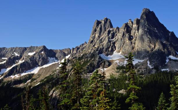 Liberty Bell Angle Northern Washington's Cascade Range. liberty bell mountain stock pictures, royalty-free photos & images