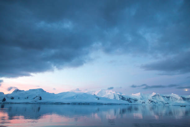 istock The Antarctic Peninsula in twilight. 859968662