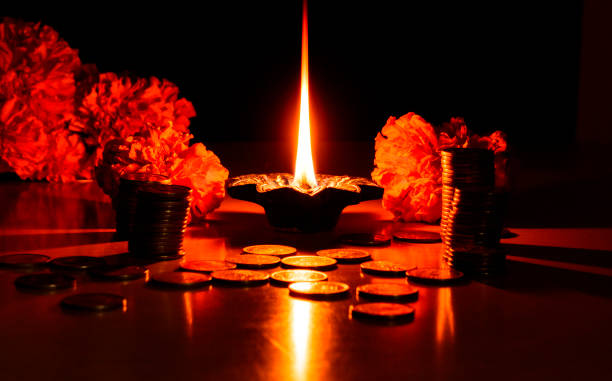 istock Festival Diwali Diyas and Lights 860008870