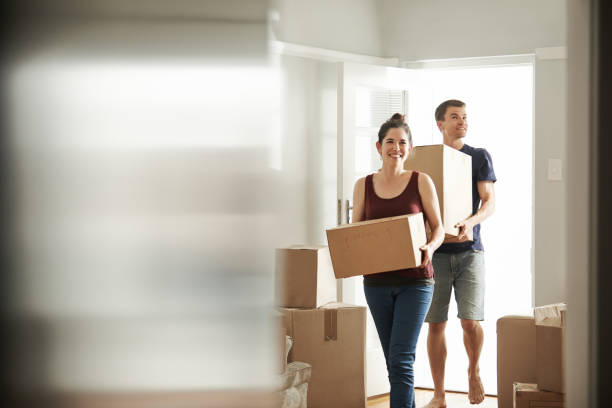 istock Let her have the house she wants 860044660