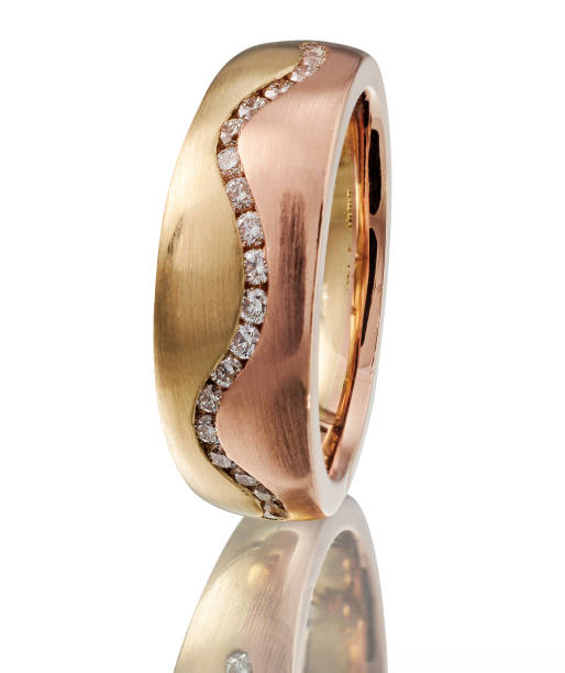 istock Golden ring with gemstone isolated on white background 860064064