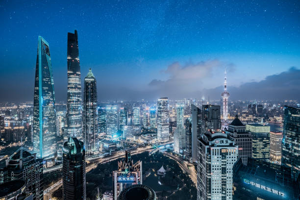 widok z góry na szanghaj w nocy - shanghai the bund china night zdjęcia i obrazy z banku zdjęć