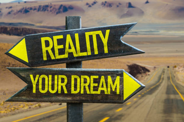 reality x your dream - success failure dreams road sign imagens e fotografias de stock