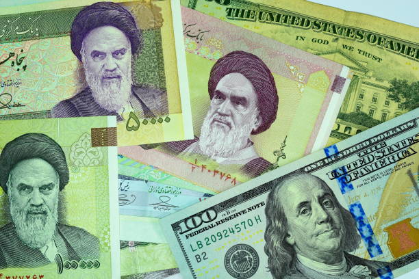 close up banknote and currency bills and coins - iranian currency imagens e fotografias de stock