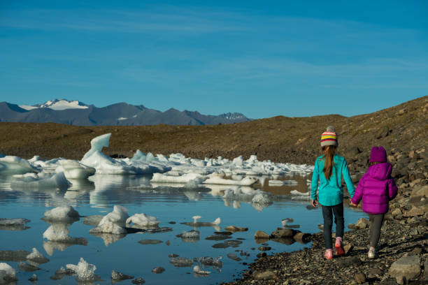 istock Icelandic Family Vacation 860245898