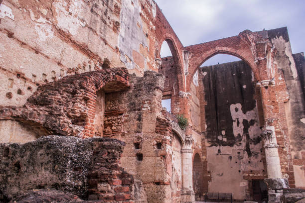 istock Hospital ruins right side. 860328284
