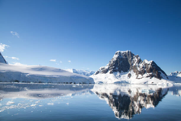 istock The lemaire channel, Antarctica 860373512