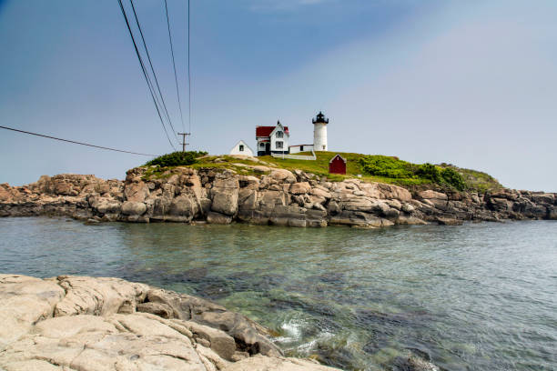 phare de cape neddick nubble - travel maine coast region lighthouse lighting equipment photos et images de collection