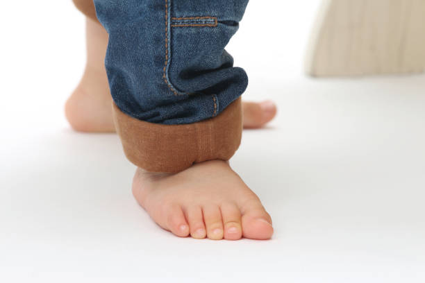 istock feet of a baby 860450592