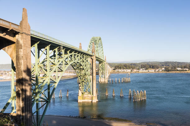 istock The bridge in Newport, in Oregon state 860464772