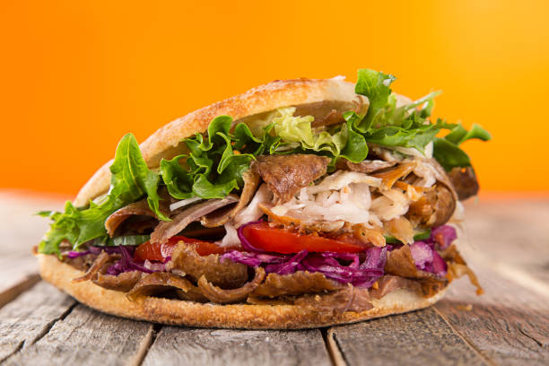 istock Close up of kebab sandwich 860491586