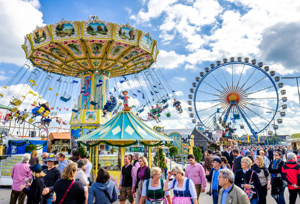 옥 토 버 페스트 2017-뮌헨-바바리아 - ferris wheel wheel oktoberfest carnival 뉴스 사진 이미지