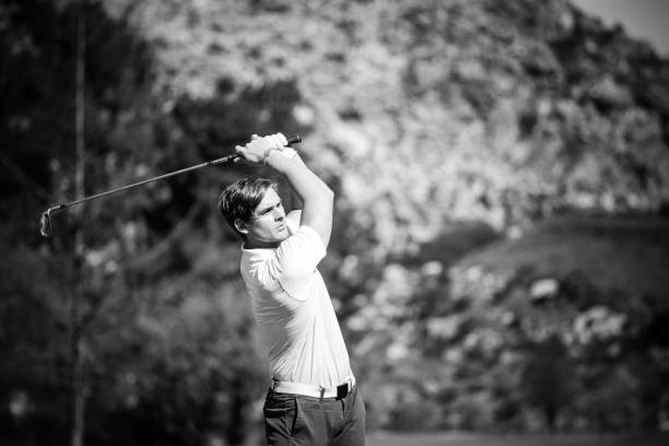 istock Male golfer getting ready on a golf course in South Africa 860571426