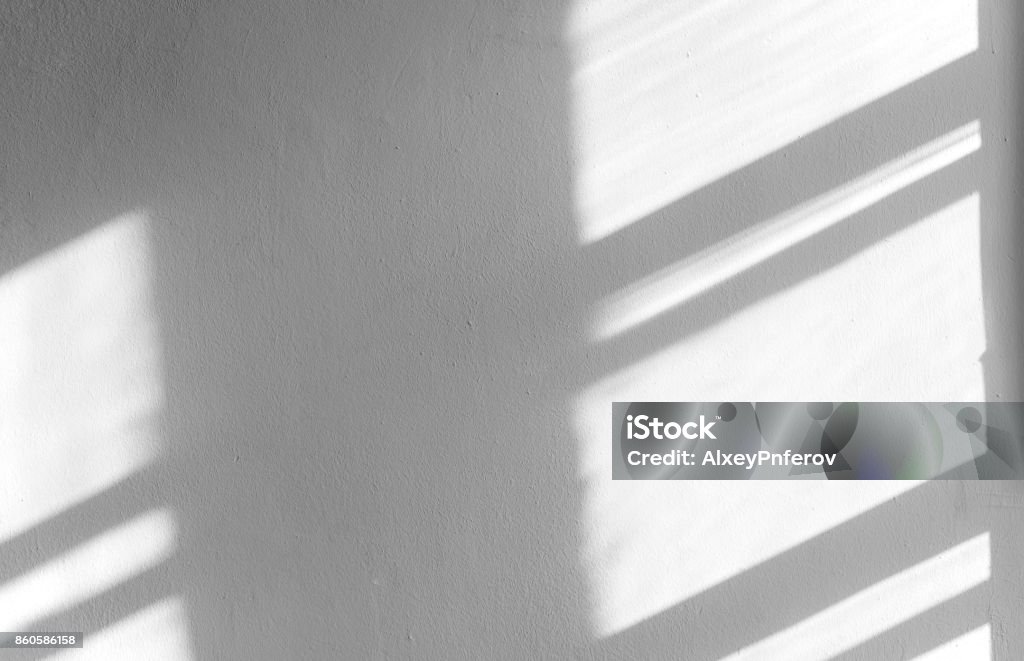 Schwarze Schatten auf der Betonwand, abstrakte Schatten, Hintergrund für Ideen - Lizenzfrei Schlagschatten Stock-Foto