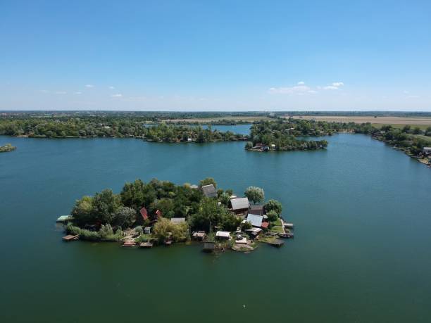 istock Aerial view of a Small island 860586178