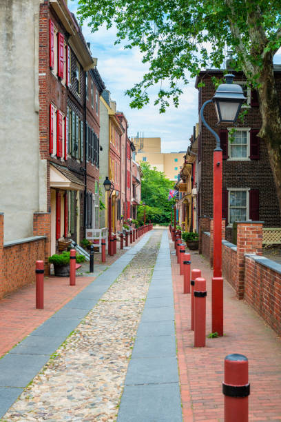 istock Elfreth's Alley Philadelphia 860602200