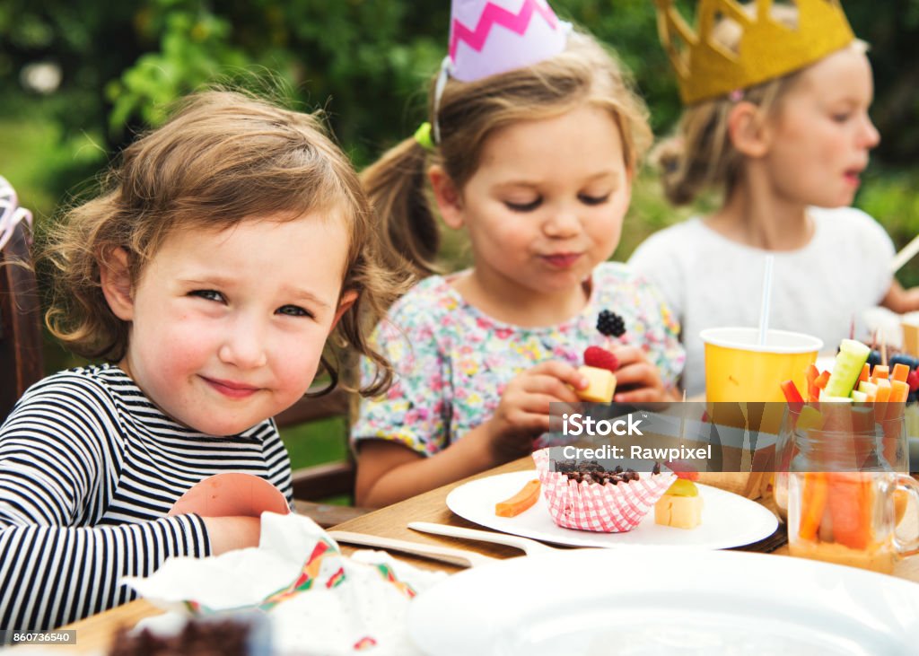 Kinder feiern Party Glück Konzept - Lizenzfrei Kind Stock-Foto