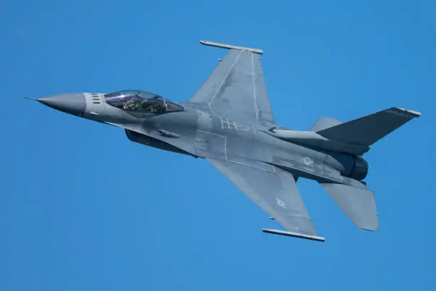 F-16 Fighting Falcon approaching at a very unusual close view