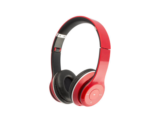 headphone merah terisolasi di latar belakang putih - headphone in ear nirkabel foto potret stok, foto, & gambar bebas royalti