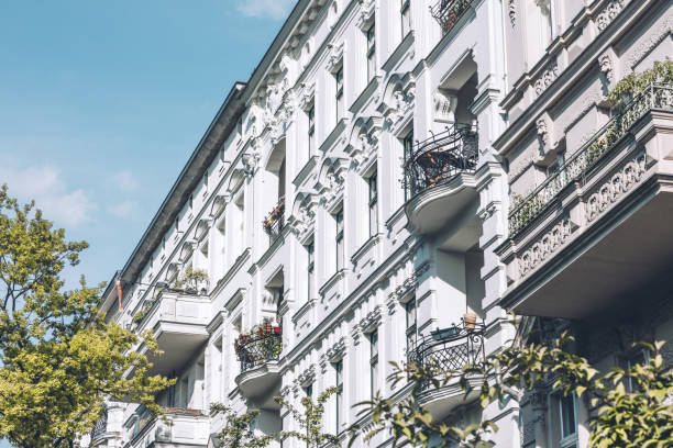 istock Apartment House in Berlin Kreuzberg 860926764
