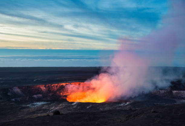 Kilauea Crater, Hawaii Volcanoes National Park, Big Island Fire and steam erupting from Kilauea Crater (Pu'u O'o crater), Hawaii Volcanoes National Park, Big Island of Hawaii active volcano photos stock pictures, royalty-free photos & images