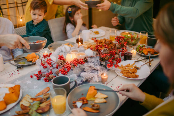 istock Celebrating Thanksgiving together 860985344