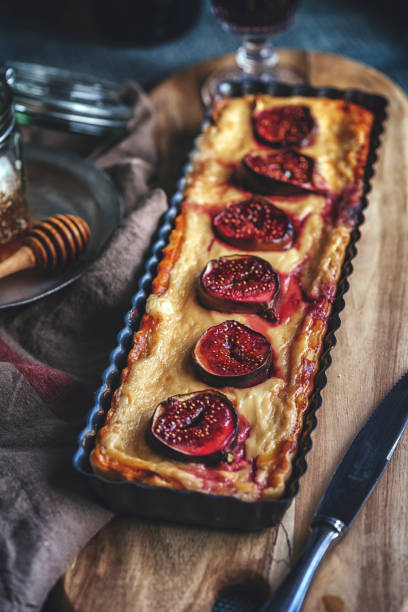 istock Tart with Figs and Mascarpone Cheese Served with Honey 860999484
