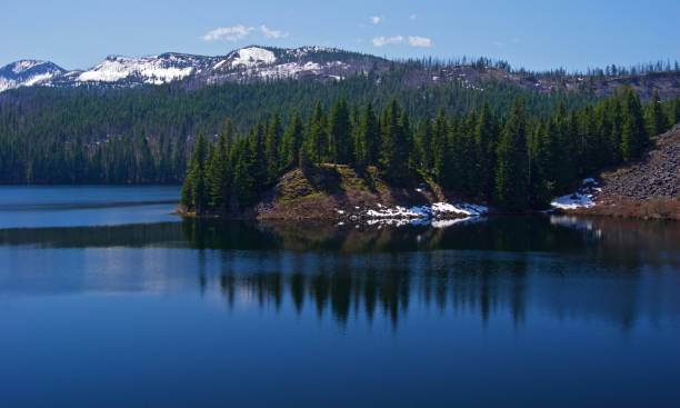 Marion Lake Central Oregon's Cascade Range. willamette national forest stock pictures, royalty-free photos & images