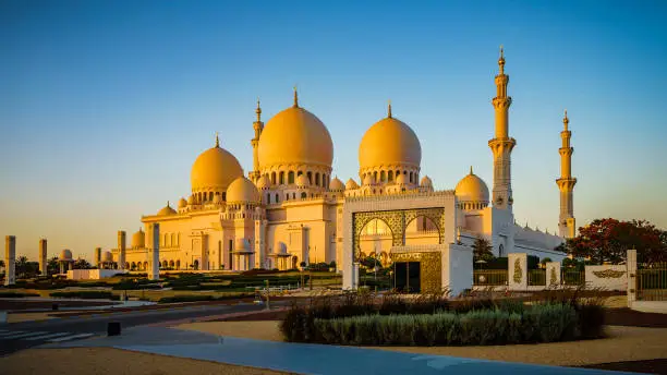 Photo of Sheikh Zayed Grand Mosque in Abu Dhabi 5