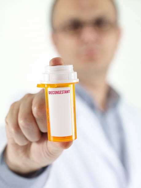 istock Decongestant drug 861086662