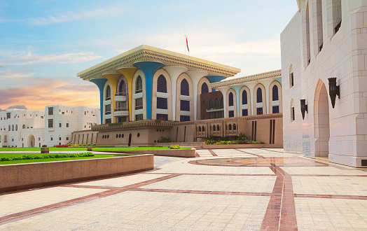 The al Alam Palace is a unique example of Eastern architecture, a masterpiece of Omani artists.